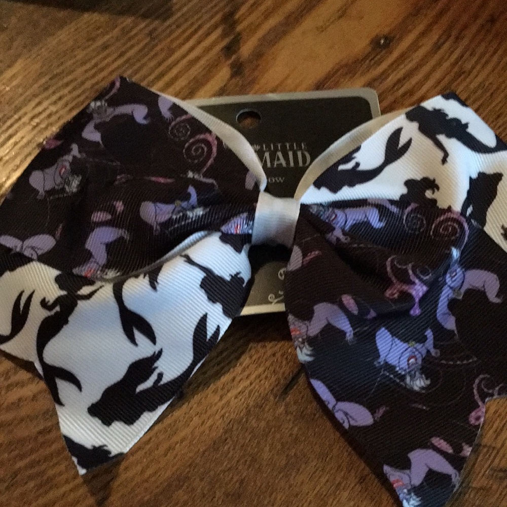 Ursula & Ariel Cheer bow